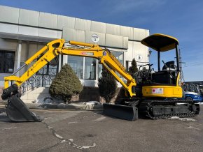 Komatsu PC30 MR - 3