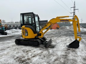 Komatsu PC30MR 11201